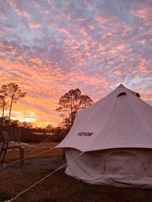 Cozy Rosy RV Resort & Glampground 4