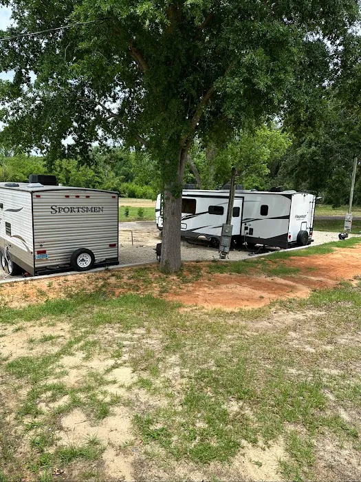 Plantation RV Trailer Park 10
