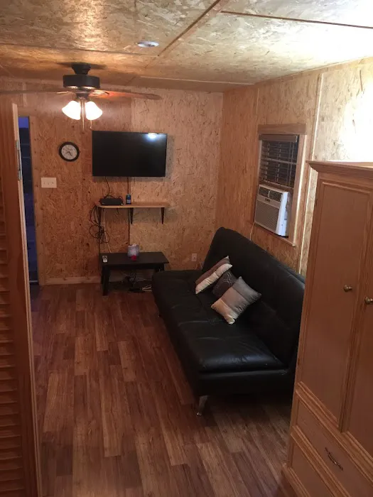 American RV Park and Cabins 8
