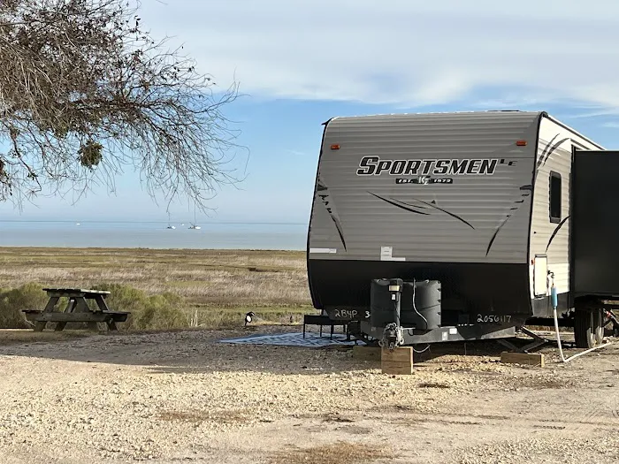 Lavaca Bay RV Park 3