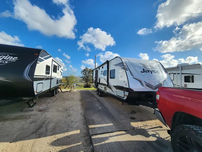 Lavaca Bay RV Park 10