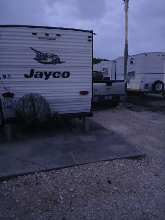 Lonestar RV Park 7