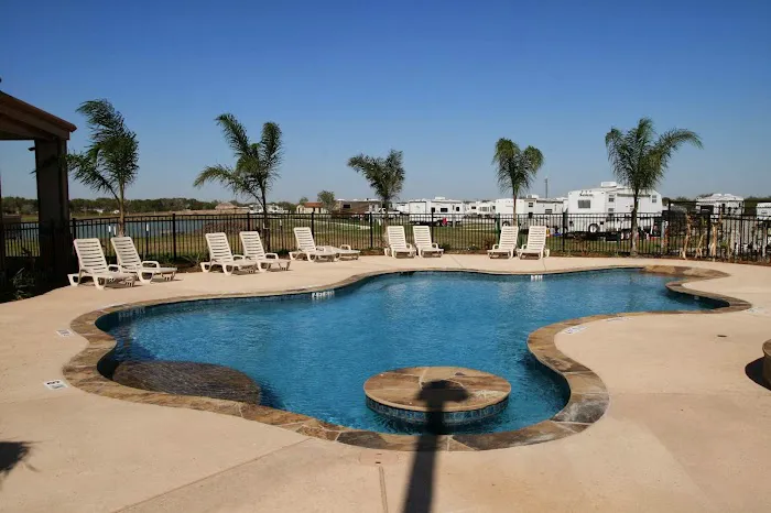 Texas Lakeside RV Resort 2