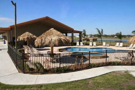 Texas Lakeside RV Resort