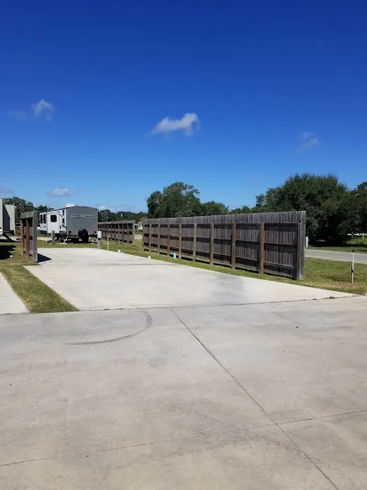 Country Club Rv Park 5