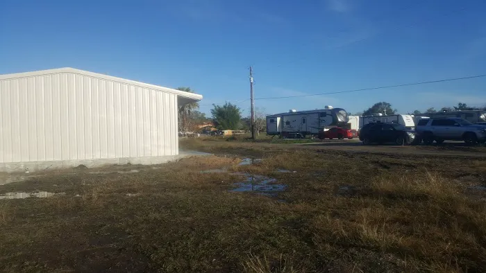 Country Club Rv Park 10