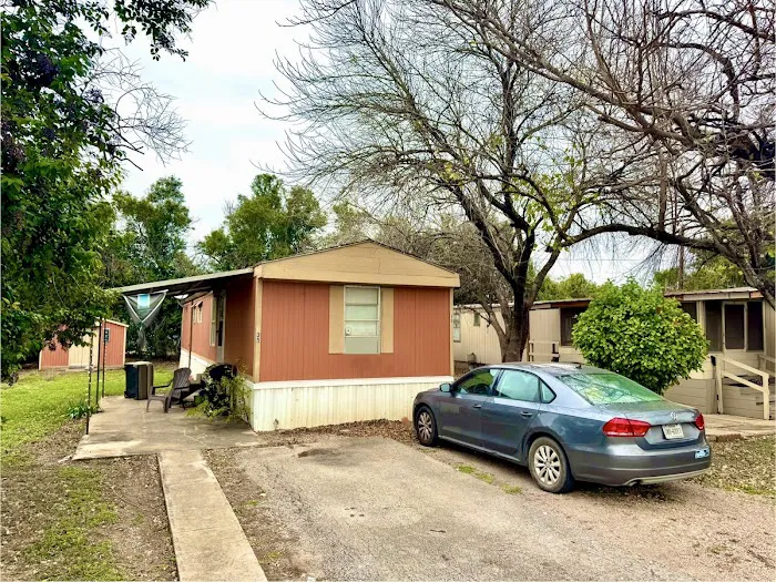 Wayside Mobile Home Park in New Braunfels 1