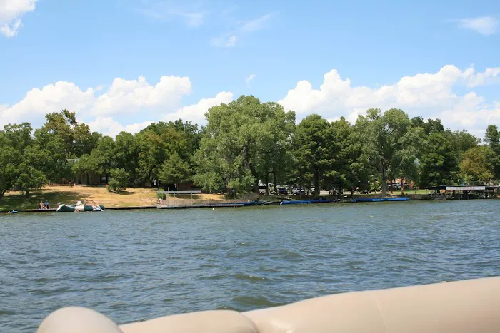 Windmills Lakebum RV Park 9