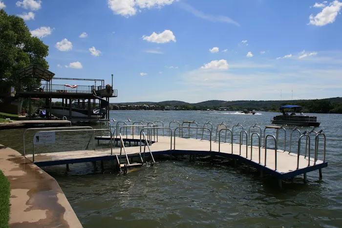 Windmills Lakebum RV Park 10