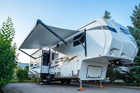 Wake and Lake Hill Country RV Resort