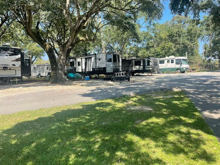 Mobile Oaks RV Resort 1