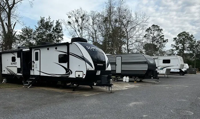 Southern Estates RV Park 10