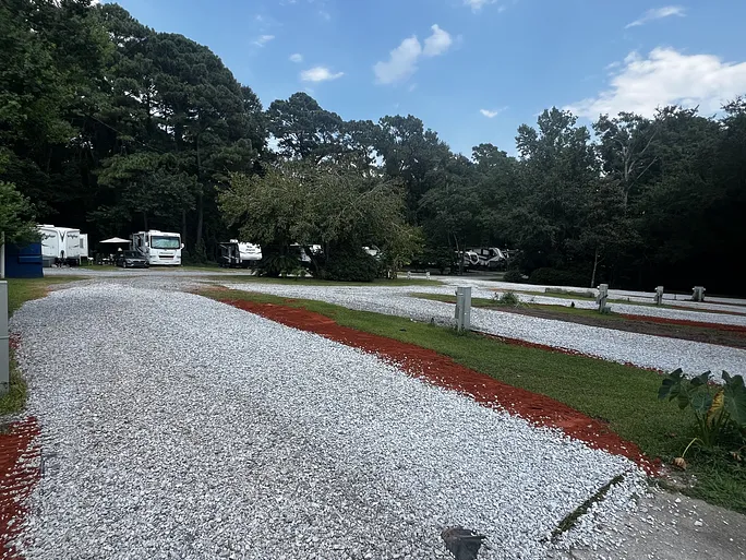 Easy Acres RV Park 9