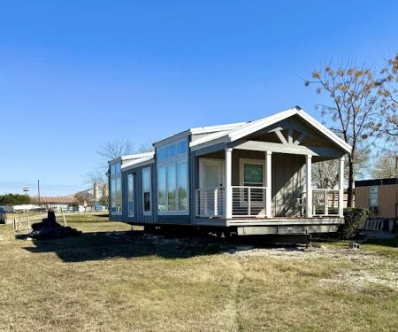 Comal Valley Mobile Home Park