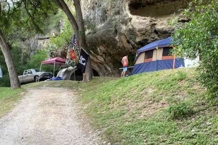 KL Ranch Cliffside