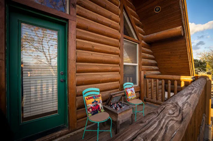 Corner Star Cabin (& RV Park) 5