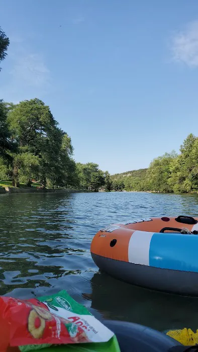 Roy's Rentals & Campground 5