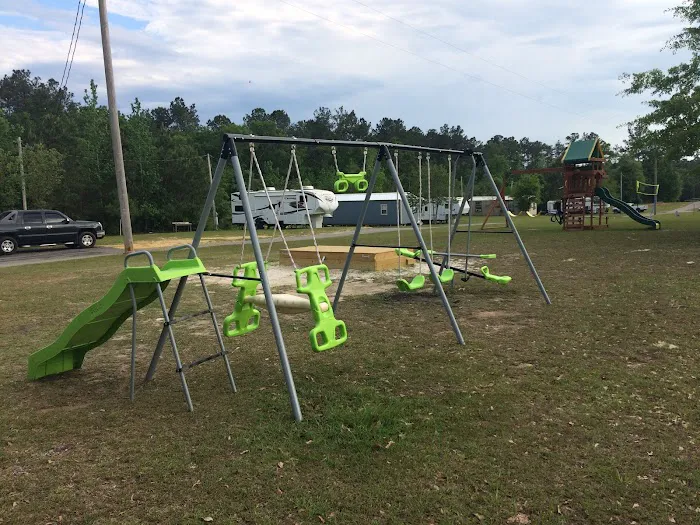 Camp Delta RV Park & Cabins 4