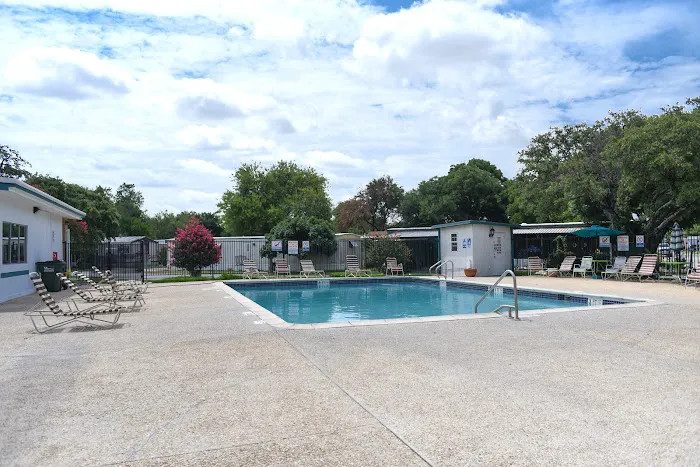 Oak Crest Pointe 6