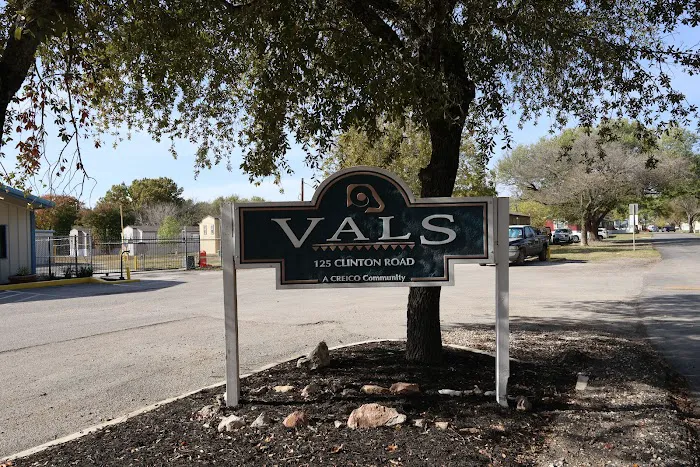 Val's Community 6