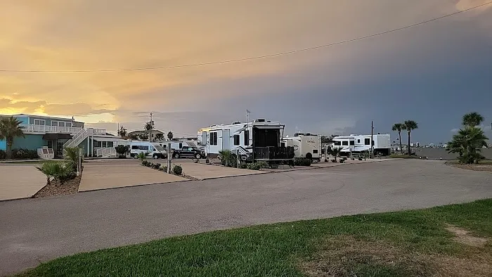 Galveston RV Resort and Marina 10
