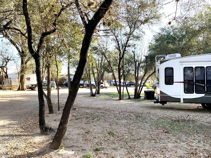 Shady Oaks RV Park 3