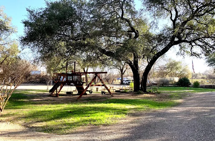 Shady Oaks RV Park 10