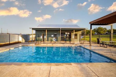 Henly RV Park