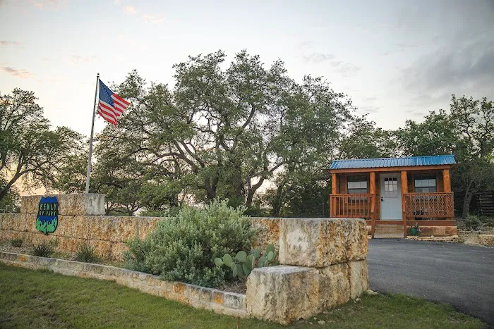 Henly RV Park 10