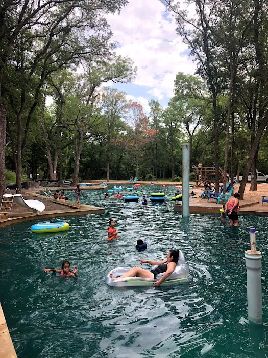 Inez Spring Riverfront RV Park 10