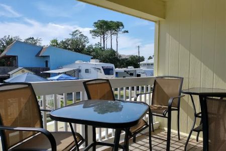 Pelican Nest RV Resort & Campground