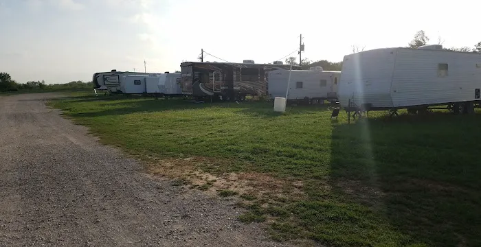 Twin Oaks RV Park 1