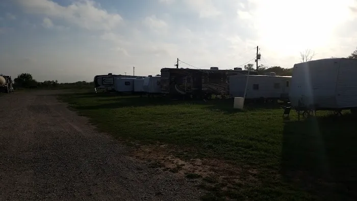 Twin Oaks RV Park 9