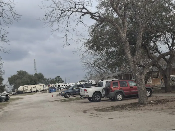 Pecan Tree RV Park 8