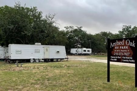 Arched Oak RV Park
