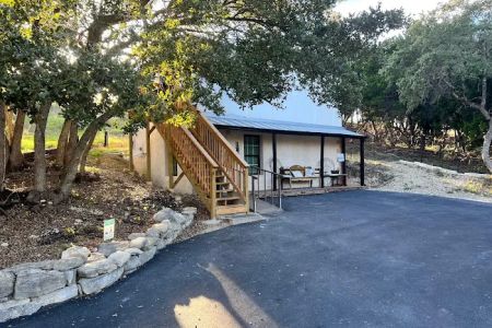 Fox Hollow RV Park & Cottages