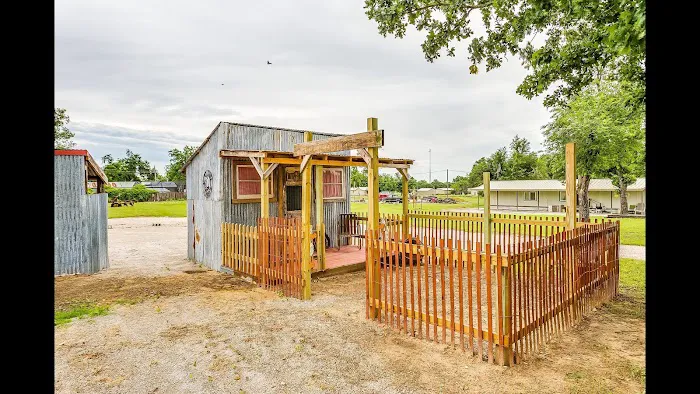 Sleepy Hollow RV Park 3
