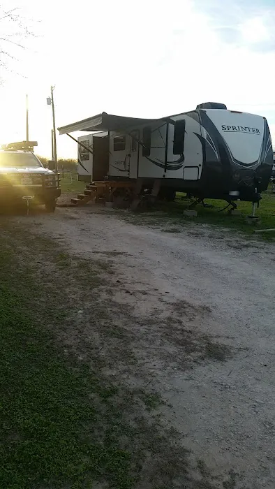 Twin Oaks RV Park 1