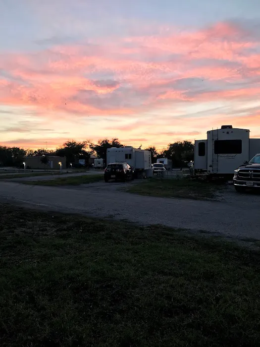 Beeville RV Park 2