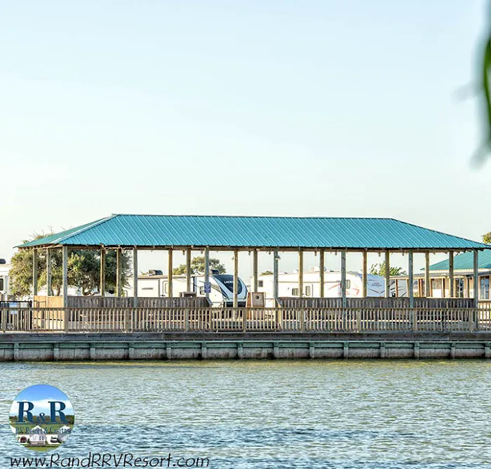 R & R RV Resort & Casitas 4