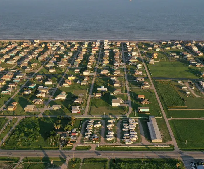 Beachside RV Park at Crystal Beach 4