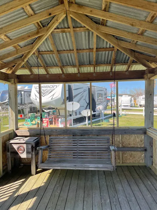 Beachside RV Park at Crystal Beach 8