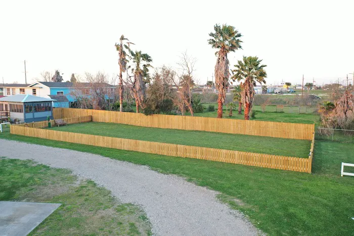 Beachside RV Park at Crystal Beach 7
