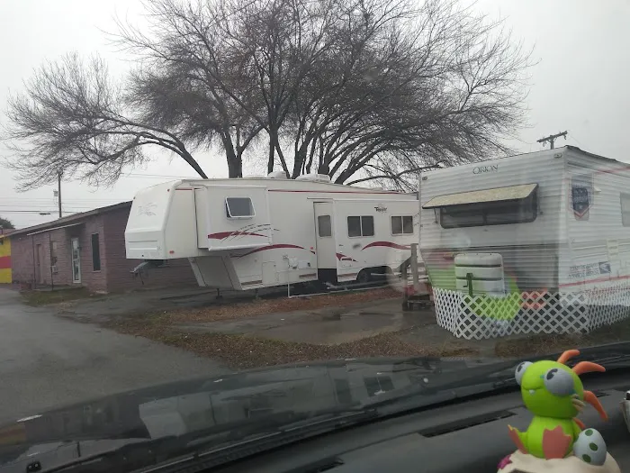 Twin Lane Apartments & Mobile Home Park 1