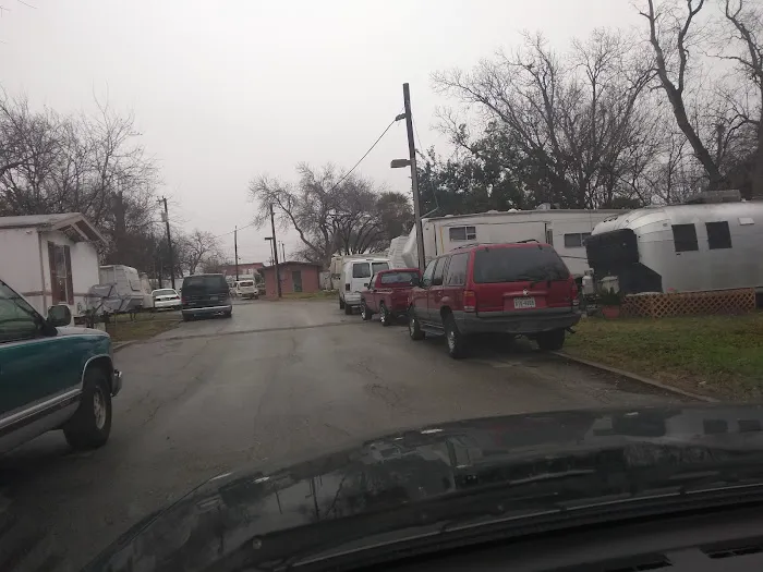 Twin Lane Apartments & Mobile Home Park 3