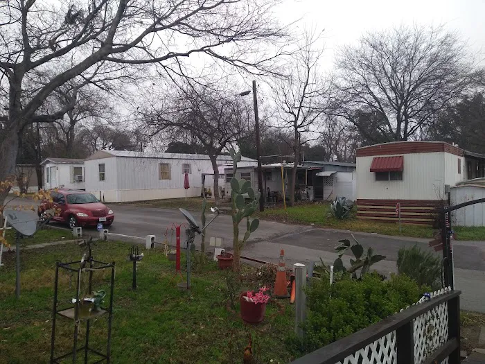 Twin Lane Apartments & Mobile Home Park 6