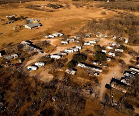 A Country Breeze RV Park
