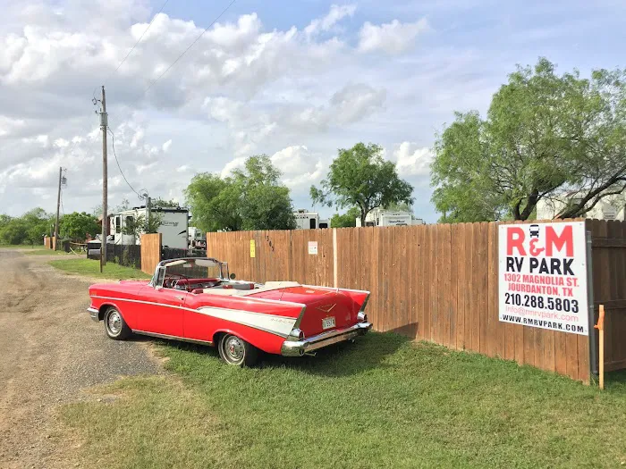 R&M RV Park 4