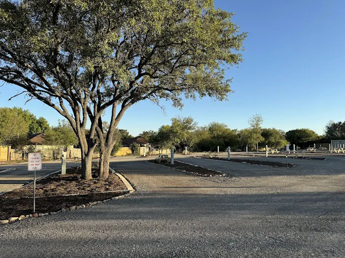 Dominion Oaks RV Park 4