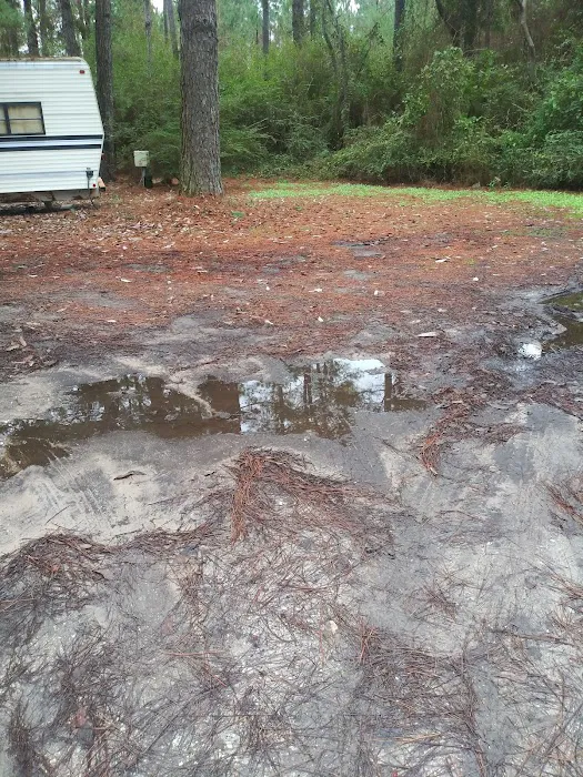 Lazy Lake RV Park 6